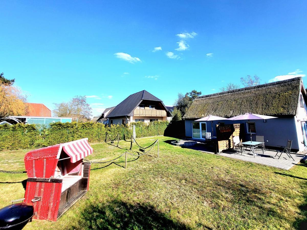 Ferienwohnung Ab unters Reet Born Exterior foto